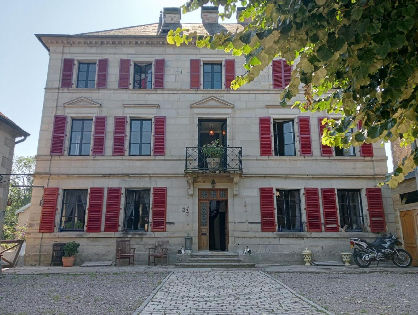 Bed and Breakfast Manoir La Cerise Fougerolles-Saint-Valbert Exterior foto